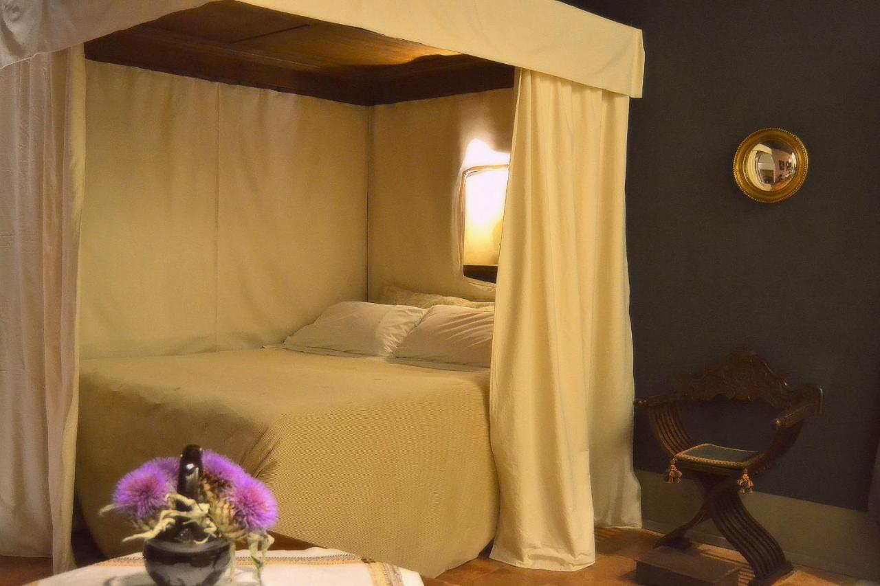 Sanpolo 1544 Antique Room Урбино Экстерьер фото